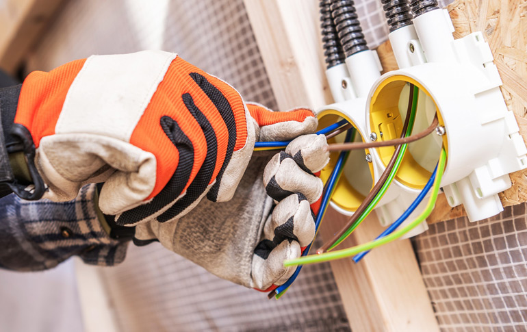 IP e IK: qué protección elegir según el entorno de instalación