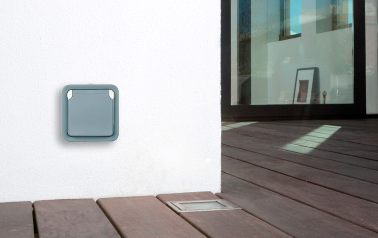 Material eléctrico para exteriores: qué debes revisar antes de comprar