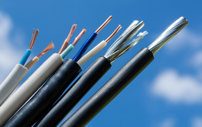 Materiales eléctricos más ecológicos: tendencias, certificaciones, impacto ambiental